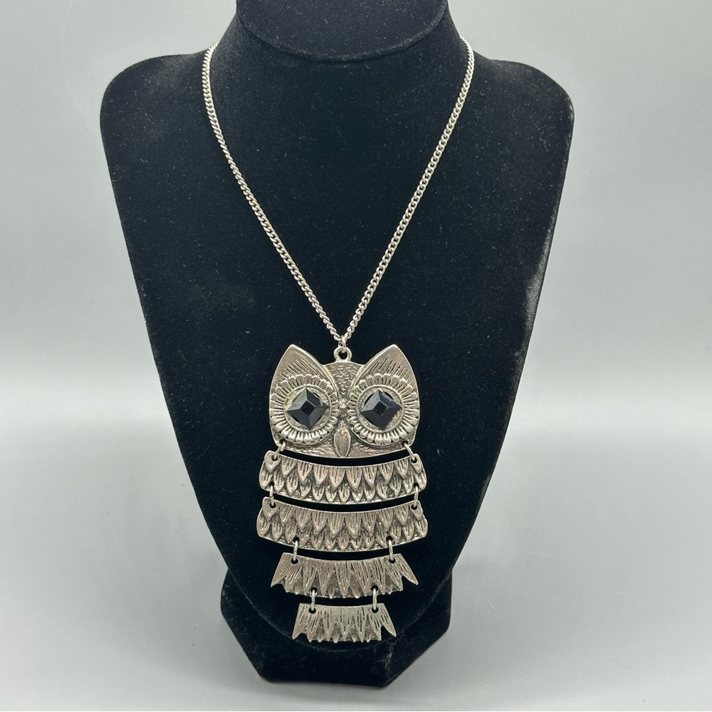 S. Arte Silver Tone Articulated Large Own Pendant Jewelry Necklace 32" Boho Bird